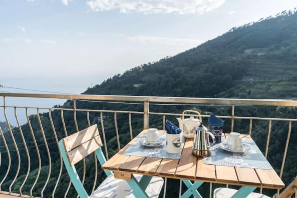 Villa La Finestra Sul Mare A Drignana Vernazza Esterno foto